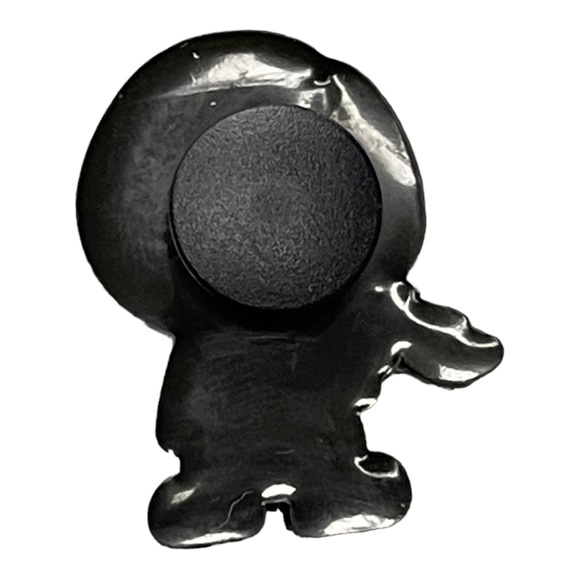 💕3/$13💕SCREAM CROC CHARM - Picture 2 of 2